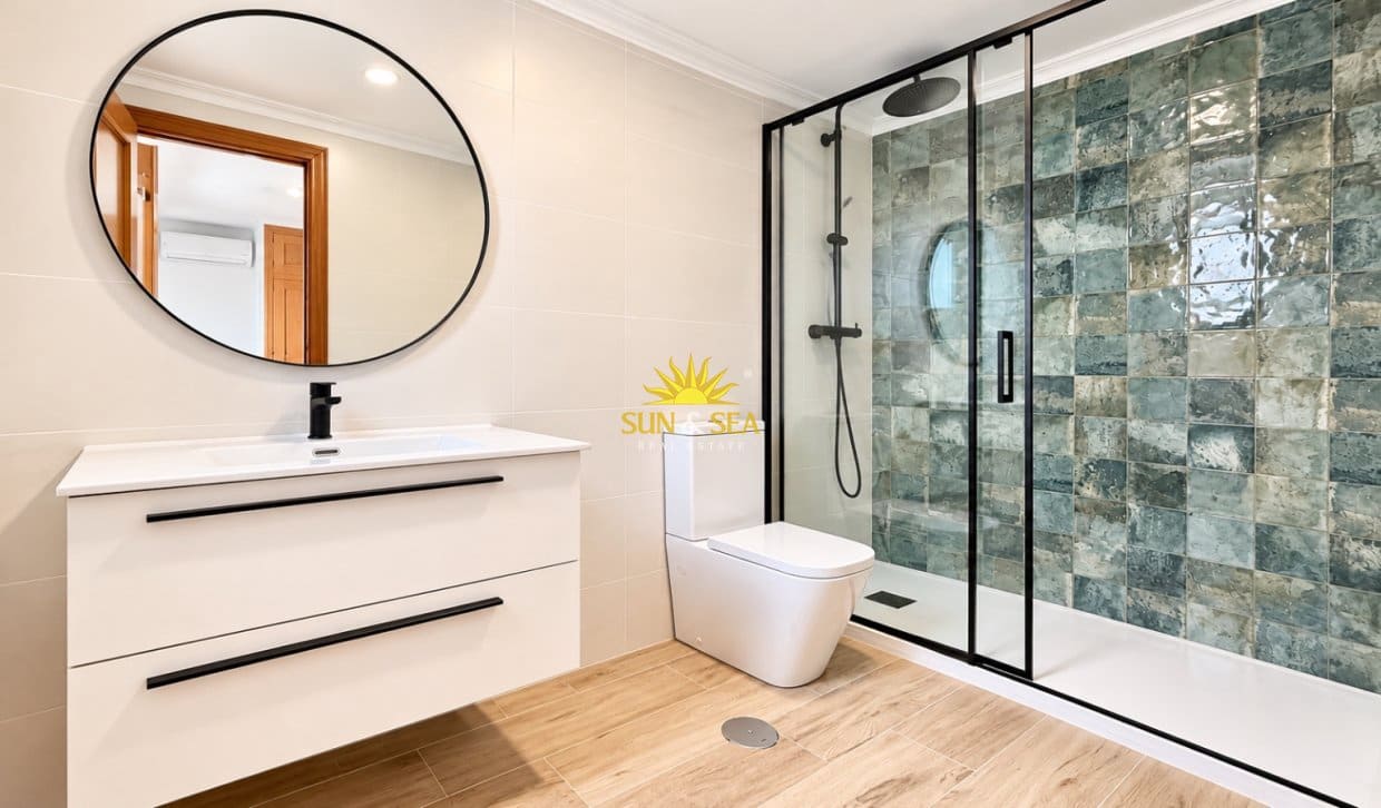 Appartement de 3 chambres à louer à Alicante ville - 1 600 € (Ref: 10125149)