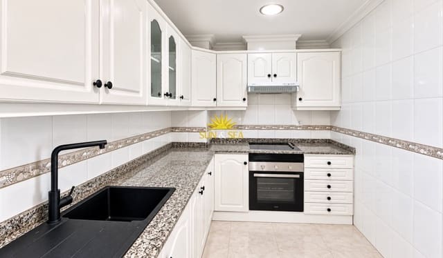 Appartement de 3 chambres à louer à Campoamor - Altozano, Alicante ville - 1 600 € (Ref: 10125149)