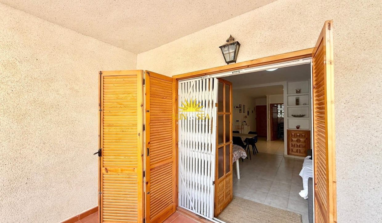 2 slaapkamer Appartement voor vakantieverhuur in Torrevieja - € 700 (Ref: 10125150)