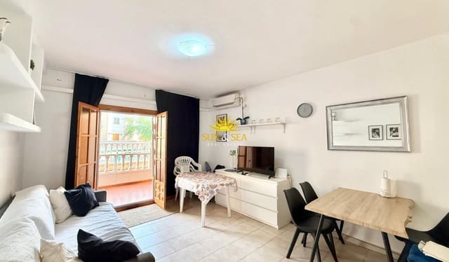 2 slaapkamer Appartement voor vakantieverhuur in Playa de los Locos, Torrevieja - € 700 (Ref: 10125150)