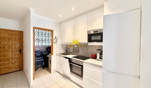 2 slaapkamer Appartement voor vakantieverhuur in Playa de los Locos, Torrevieja - € 700 (Ref: 10125150)