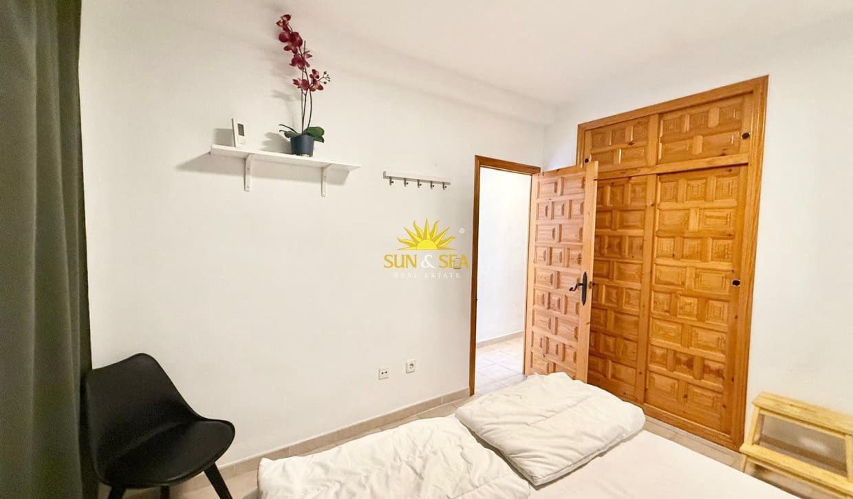 2 slaapkamer Appartement voor vakantieverhuur in Torrevieja - € 700 (Ref: 10125150)