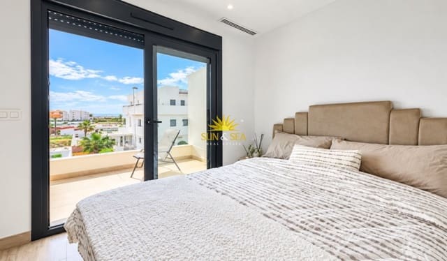 Villa/Maison de 3 chambres à louer à Finestrat Pueblo, Finestrat avec piscine garage - 2 100 € (Ref: 10130450)