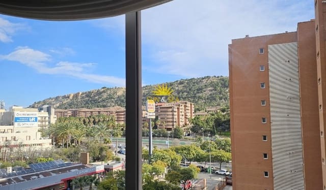 3 Zimmer Apartment zu vermieten in Mercado, Alicante / Alacant Stadt mit Pool Garage - 1.300 € (Ref: 10130638)