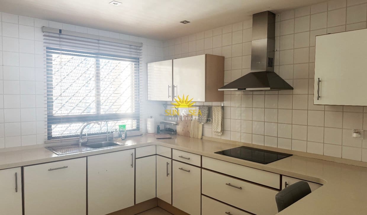 1 Zimmer Studio zu vermieten in El Campello mit Pool Garage - 880 € (Ref: 10133498)