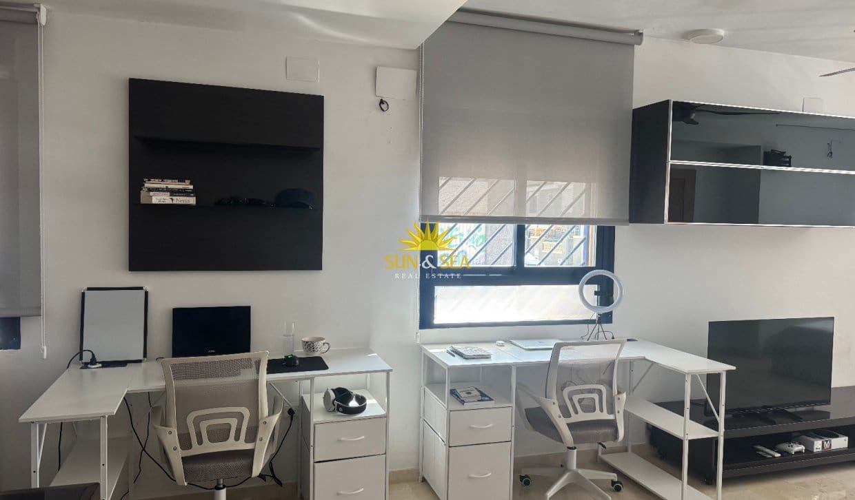 1 Zimmer Studio zu vermieten in El Campello mit Pool Garage - 880 € (Ref: 10133498)