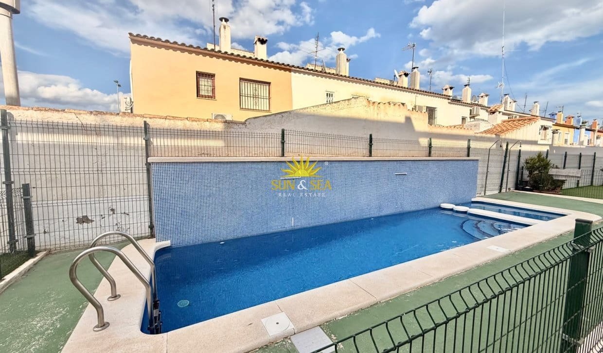 1 bedroom Studio for rent in El Campello with pool garage - € 1,006 (Ref: 10133498)