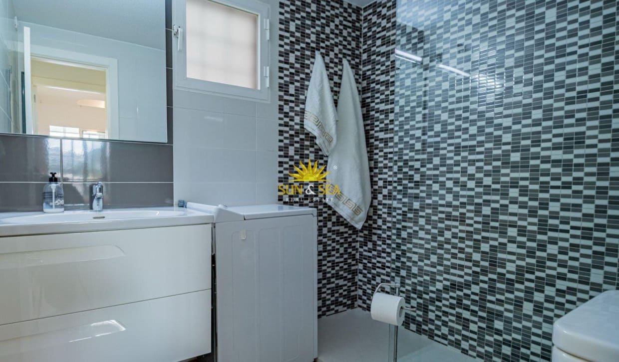 Apartamento de 1 habitación en Benidorm en alquiler vacacional con piscina - 1.350 € (Ref: 10134879)