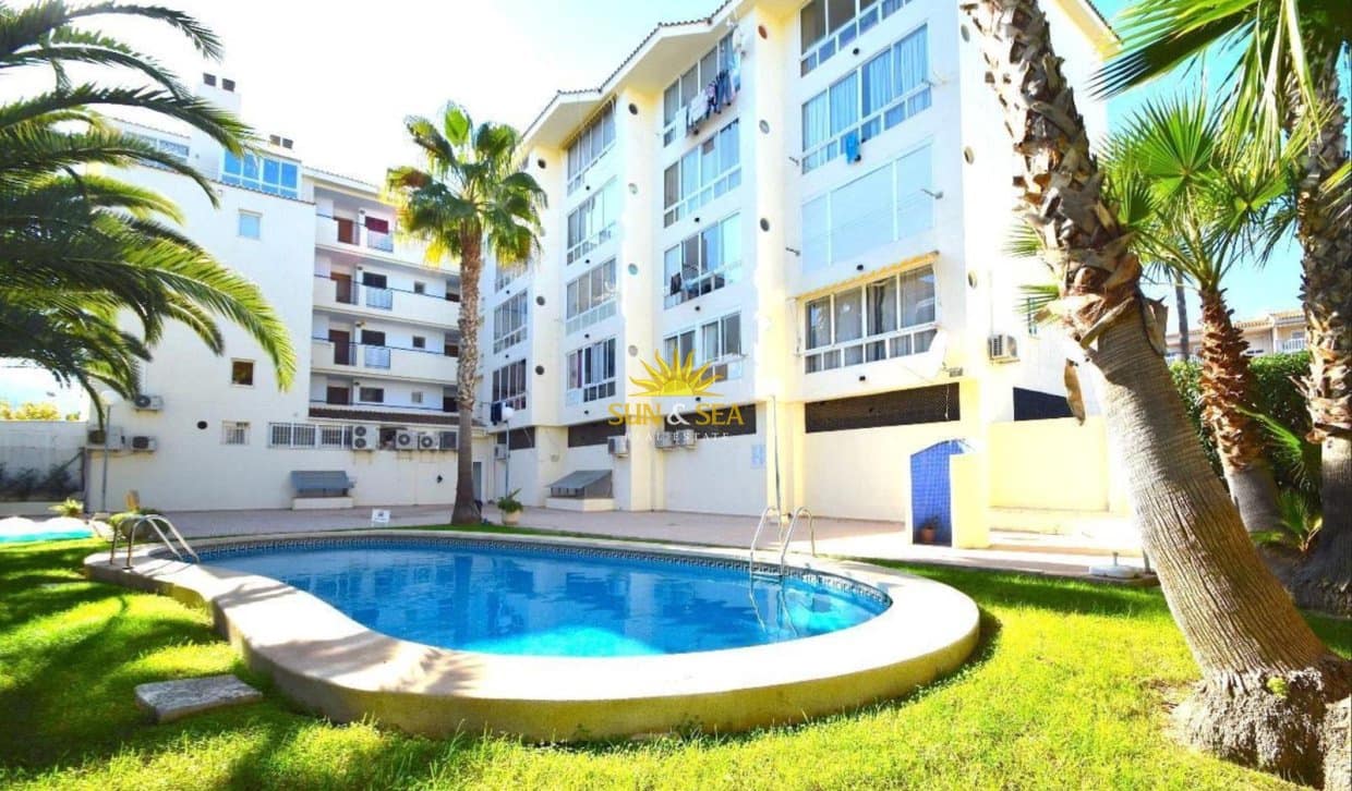 Apartamento de 1 habitación en Benidorm en alquiler vacacional con piscina - 1.350 € (Ref: 10134879)