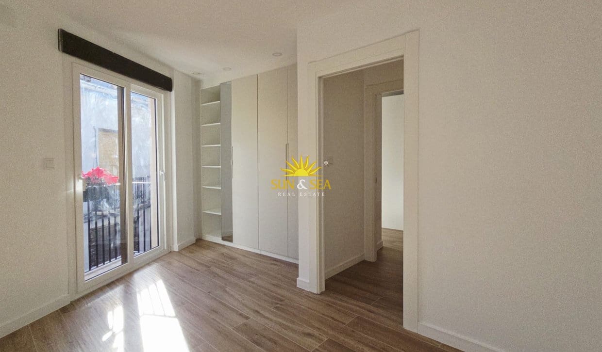4 soverom Villa til salgs i Aspe med garasje - € 399 000 (Ref: 10134880)