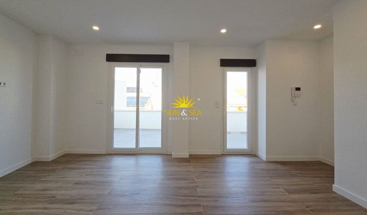 4 soverom Villa til salgs i Aspe med garasje - € 399 000 (Ref: 10134880)