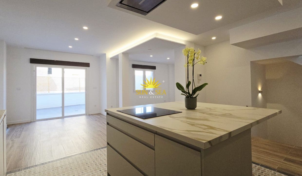 4 soverom Villa til salgs i Aspe med garasje - € 399 000 (Ref: 10134880)