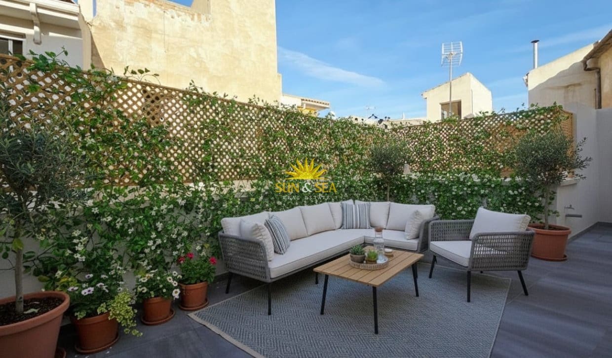 4 soverom Villa til salgs i Aspe med garasje - € 399 000 (Ref: 10134880)