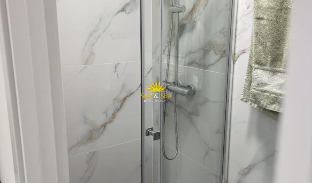 1 Zimmer Studio zu vermieten in Alicante / Alacant Stadt - 800 € (Ref: 10134882)