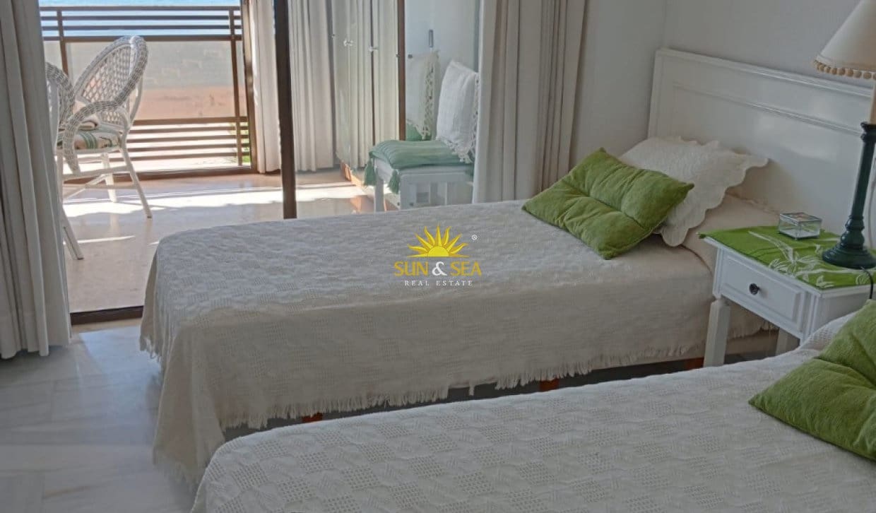 Apartamento de 1 habitación en Benidorm en alquiler vacacional con garaje - 1.200 € (Ref: 10135116)