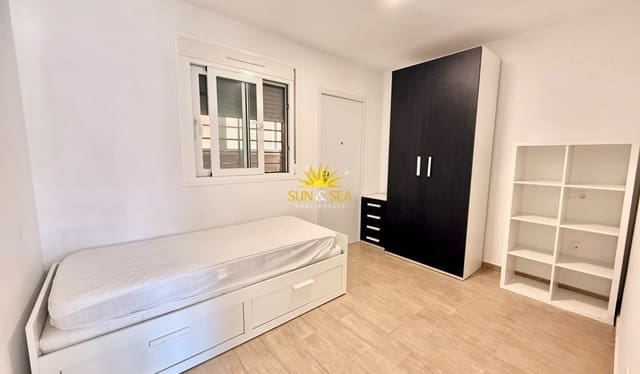 Villa/Maison de 2 chambres à louer à Monte y Mar, Santa Pola avec piscine garage - 1 200 € (Ref: 10135117)