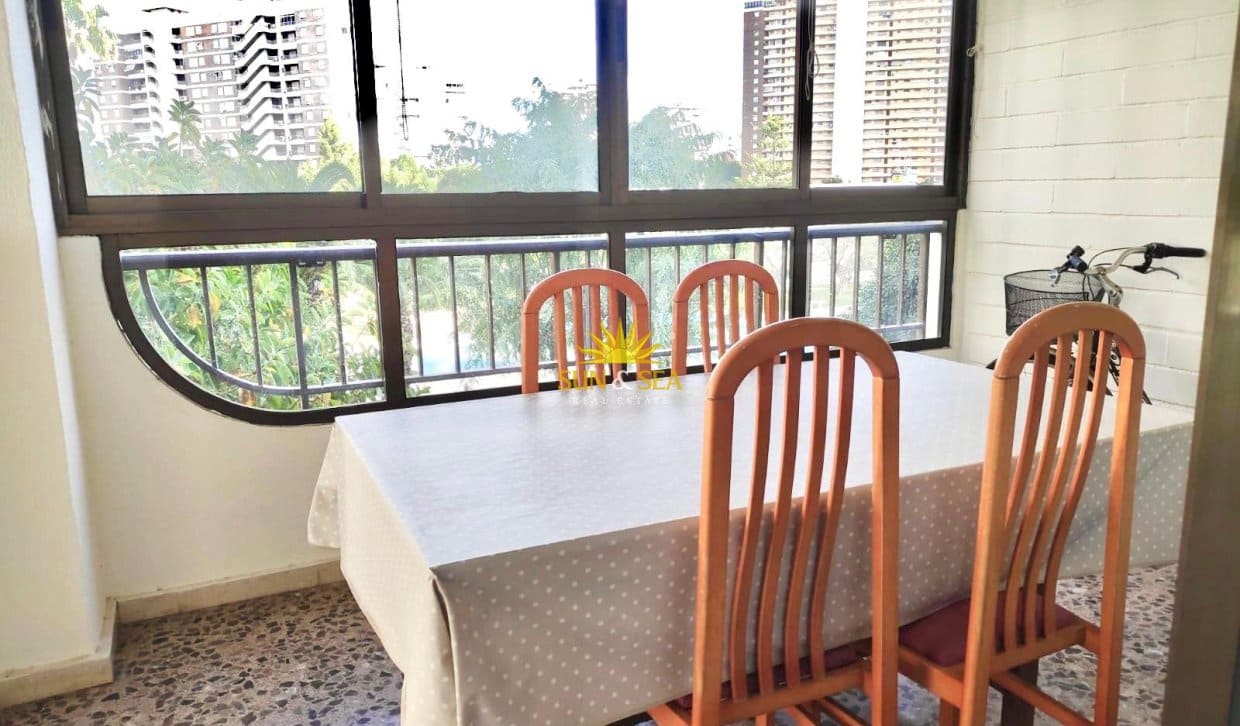 3 slaapkamer Appartement te huur in Alicante stad met zwembad garage - € 1.850 (Ref: 10135232)