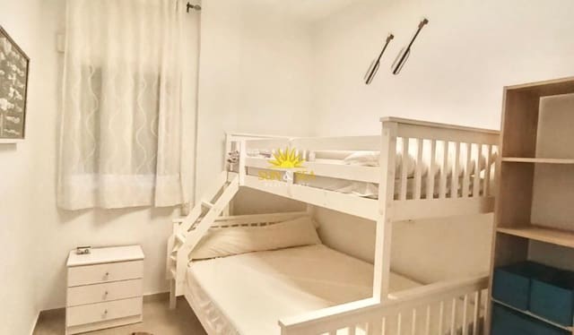 2 soveværelse Lejlighed til leje i Torre de la Horadada, Pilar de la Horadada - € 750 (Ref: 10136319)