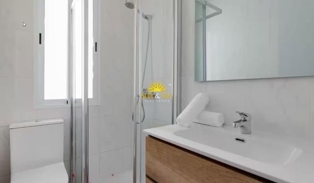 Apartamento de 2 habitaciones en El Mojon, Pilar de la Horadada en alquiler vacacional - 890 € (Ref: 10136320)