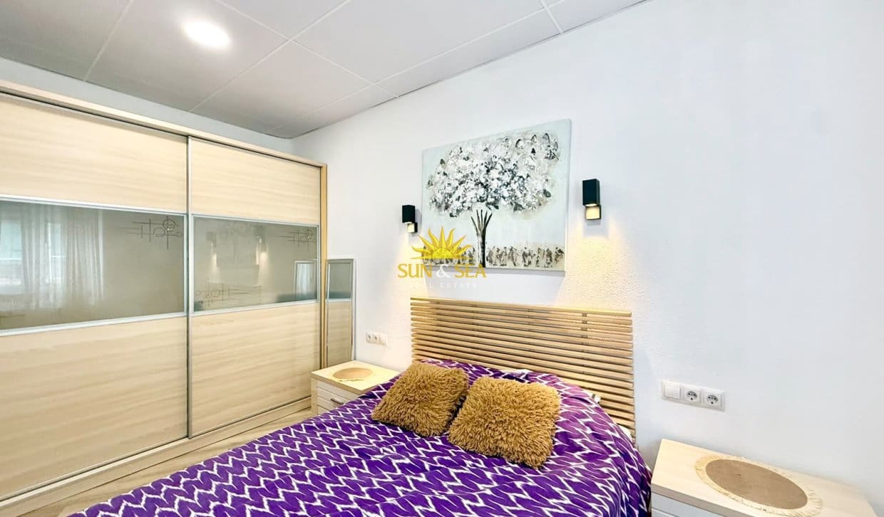 3 soverom Leilighet til leie i Alicante by - € 1 000 (Ref: 10136434)