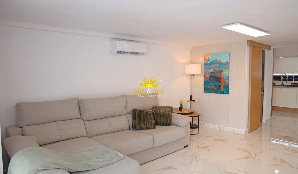 Estudio de 1 habitación en Cabo Cervera en alquiler con garaje - 650 € (Ref: 10136733)