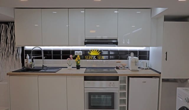 Estudio de 1 habitación en Cabo Cervera, Torrevieja en alquiler con garaje - 650 € (Ref: 10136733)