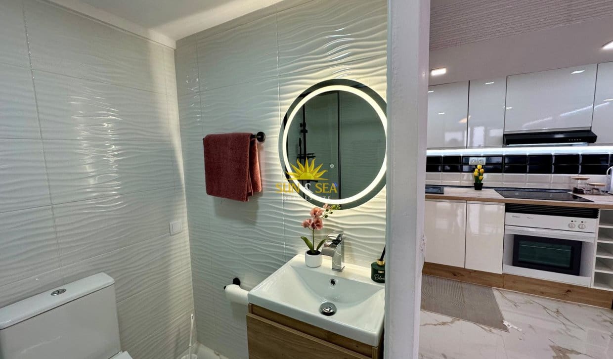 Estudio de 1 habitación en Cabo Cervera en alquiler con garaje - 650 € (Ref: 10136733)