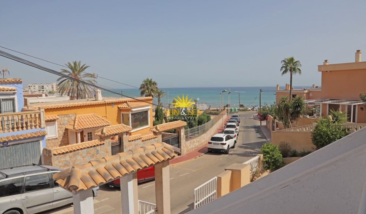Appartement de 2 chambres à louer à Cabo Cervera - 950 € (Ref: 10138857)