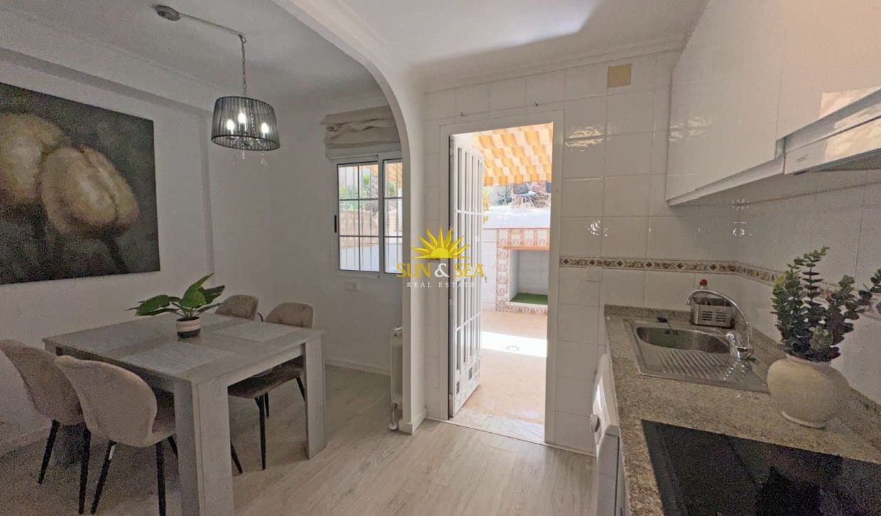 Appartement de 2 chambres à louer à Cabo Cervera - 950 € (Ref: 10138857)
