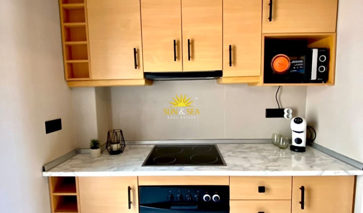 2 camera da letto Appartamento da affittare in Orihuela Costa con piscina garage - 1.050 € (Rif: 10140189)