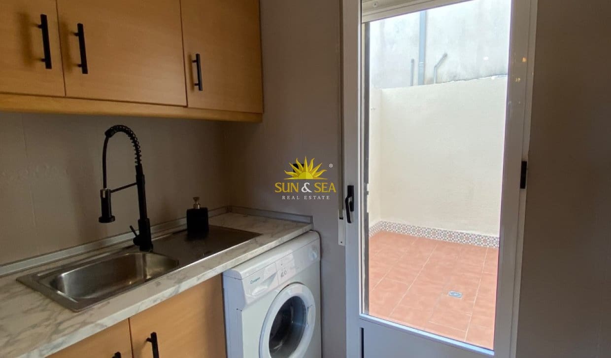 2 camera da letto Appartamento da affittare in Orihuela Costa con piscina garage - 1.050 € (Rif: 10140189)