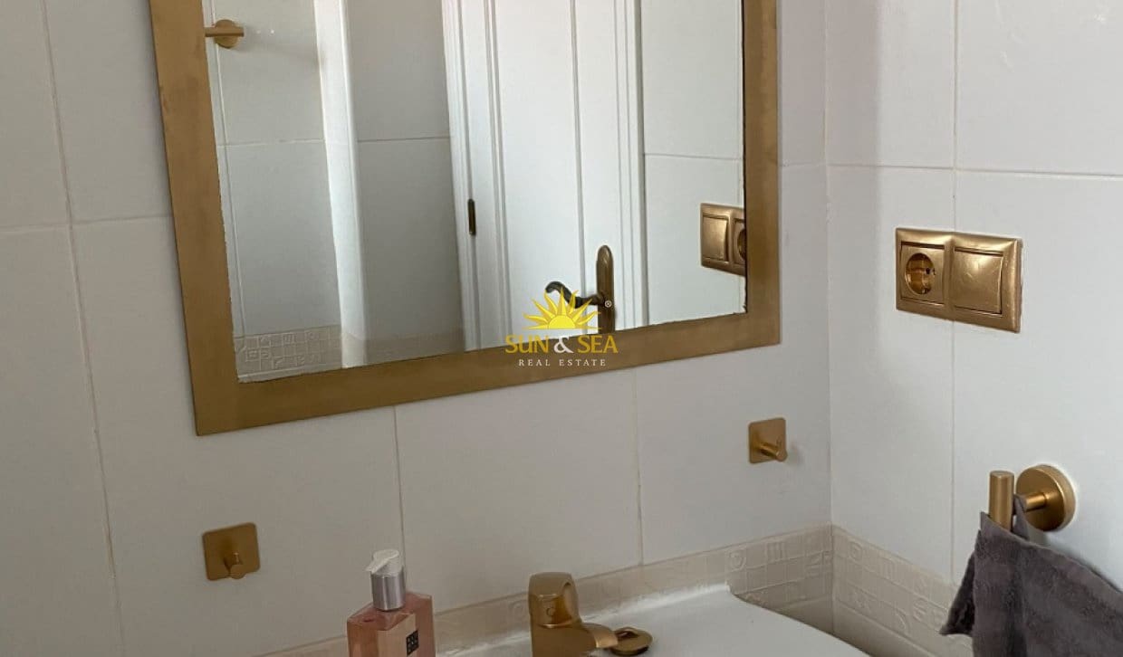 2 camera da letto Appartamento da affittare in Orihuela Costa con piscina garage - 1.050 € (Rif: 10140189)