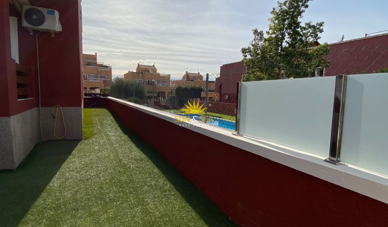 2 camera da letto Appartamento da affittare in Orihuela Costa con piscina garage - 1.050 € (Rif: 10140189)