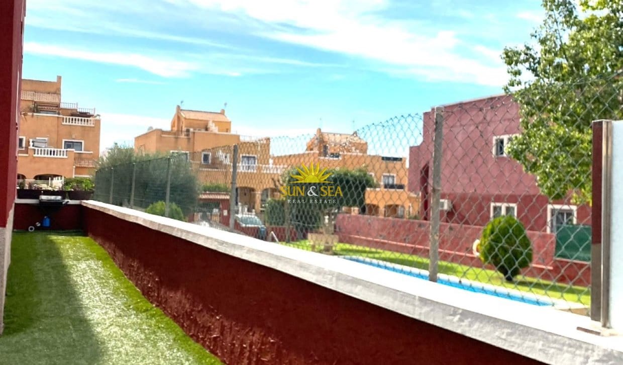 2 camera da letto Appartamento da affittare in Orihuela Costa con piscina garage - 1.050 € (Rif: 10140189)