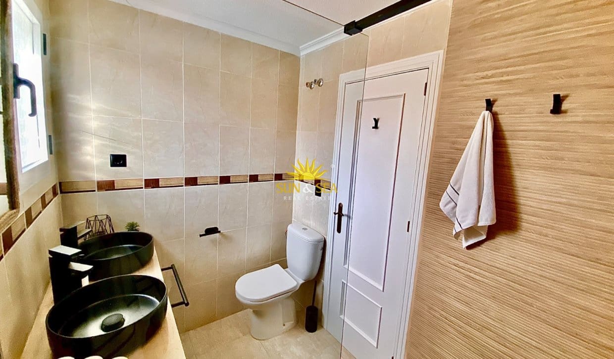 2 camera da letto Appartamento da affittare in Orihuela Costa con piscina garage - 1.050 € (Rif: 10140189)