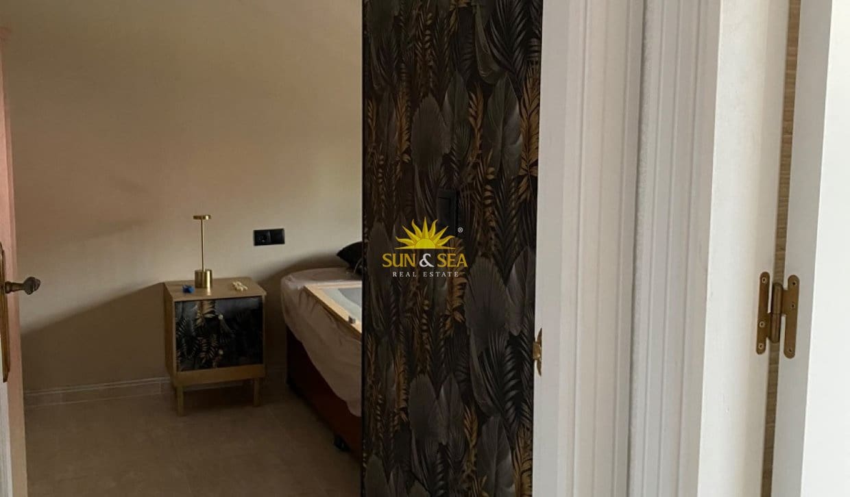 2 camera da letto Appartamento da affittare in Orihuela Costa con piscina garage - 1.050 € (Rif: 10140189)