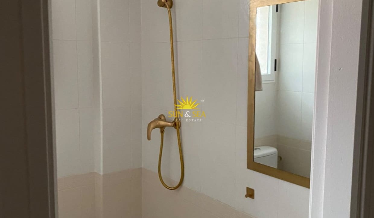 2 camera da letto Appartamento da affittare in Orihuela Costa con piscina garage - 1.050 € (Rif: 10140189)