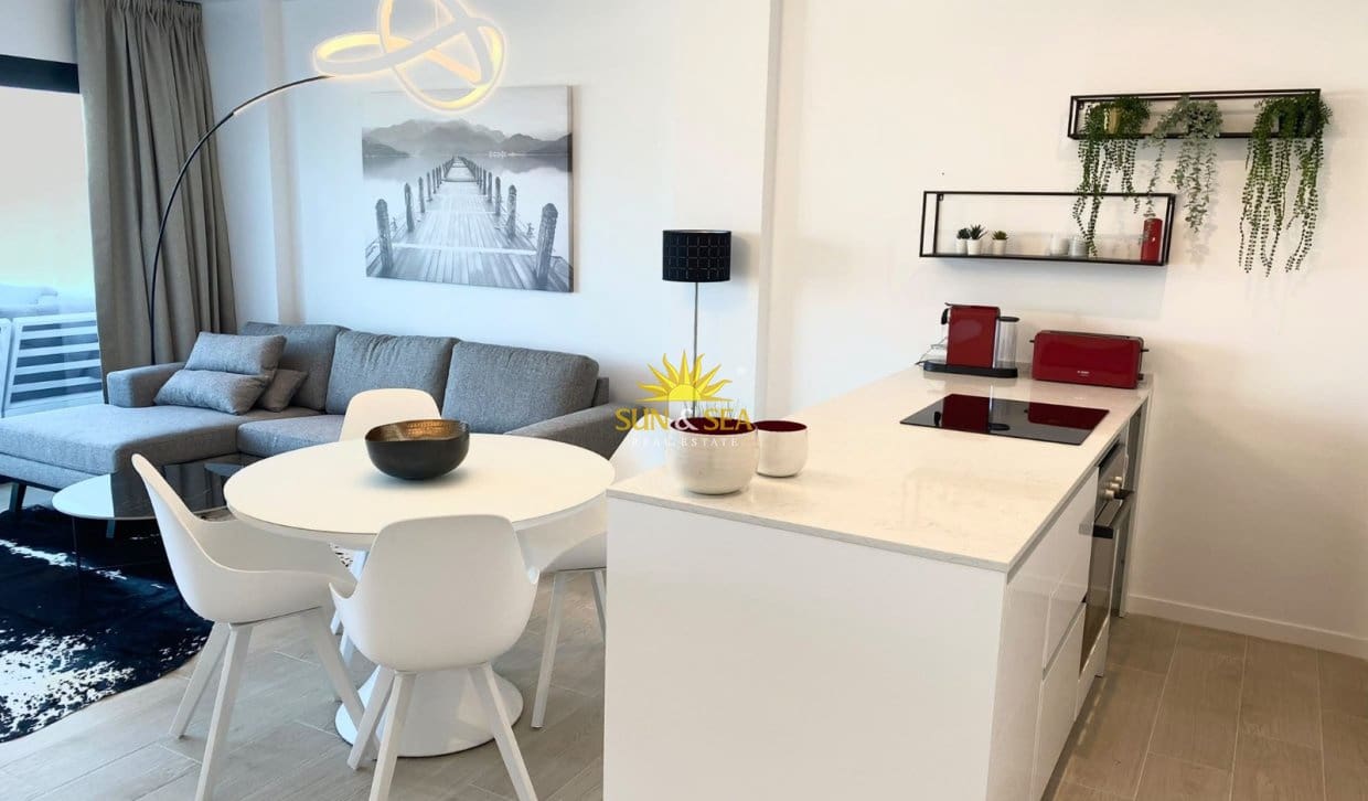 Apartamento de 2 habitaciones en Finestrat en alquiler con piscina garaje - 1.600 € (Ref: 10140348)