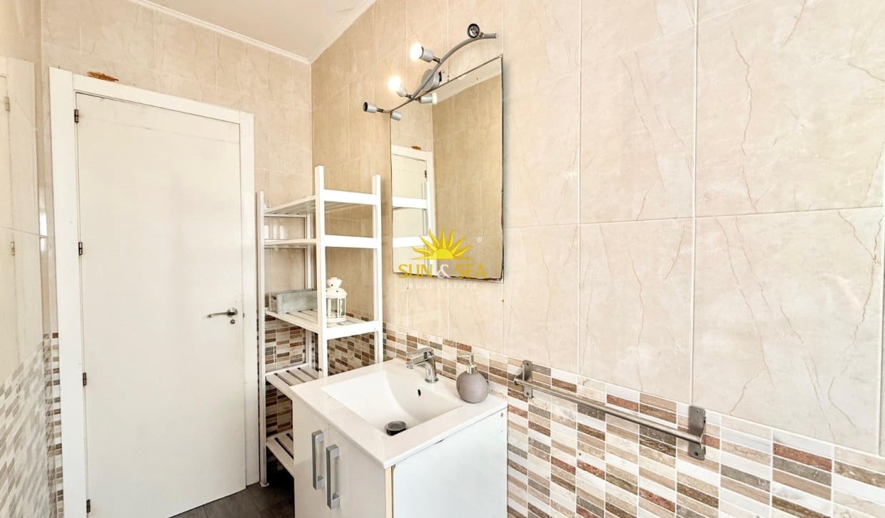 3 sypialnia Apartament do wynajęcia w Miasto Alicante / Alacant - 1 050 € (Ref: 10140349)