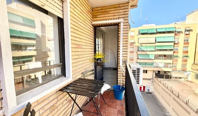 3 sovrum Lägenhet att hyra i Campoamor - Altozano, Alicante stad - 1 050 € (Ref: 10140349)