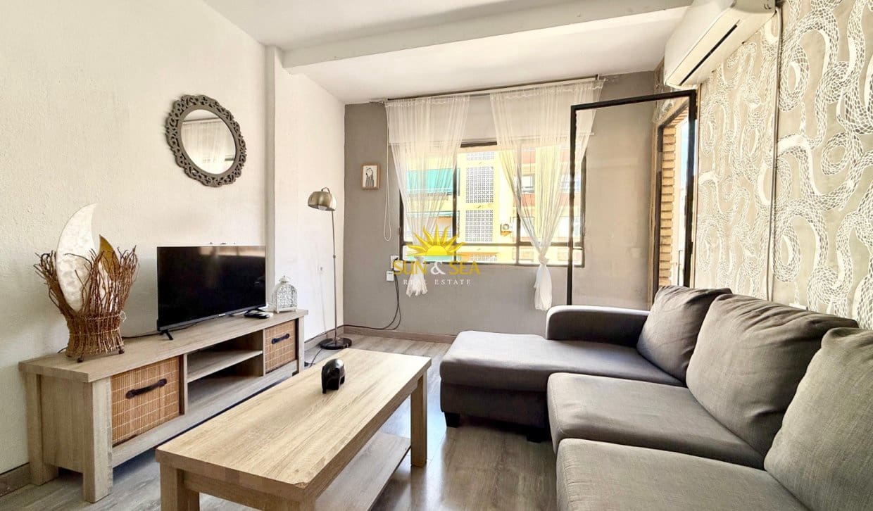 3 sypialnia Apartament do wynajęcia w Miasto Alicante / Alacant - 1 050 € (Ref: 10140349)