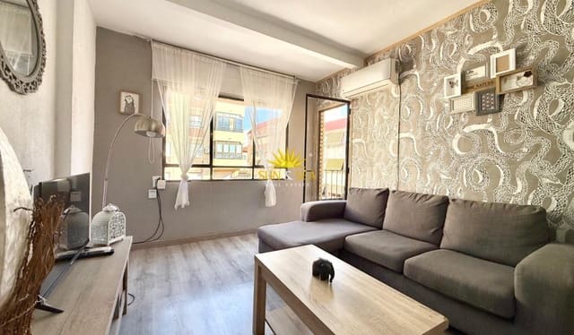3 sovrum Lägenhet att hyra i Campoamor - Altozano, Alicante stad - 1 050 € (Ref: 10140349)