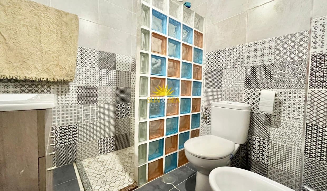 1 quarto Apartamento para venda em Torrevieja com piscina - 148 900 € (Ref: 10141349)