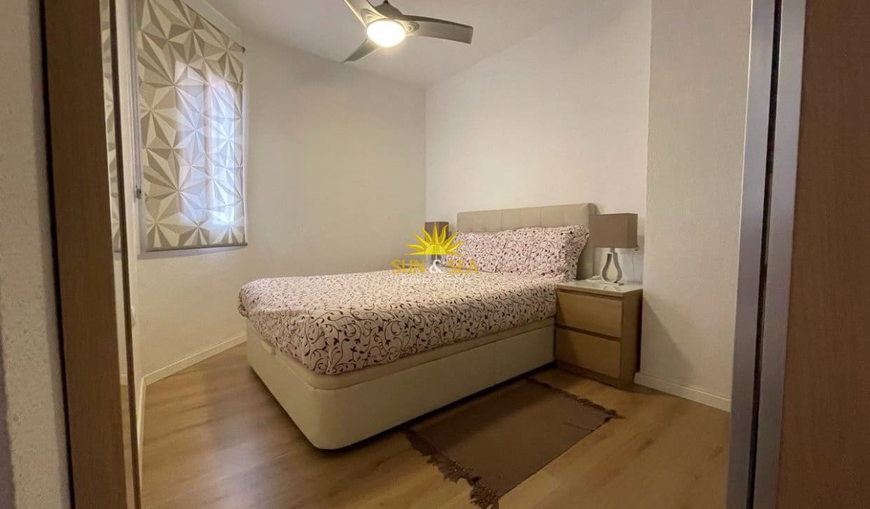 2 makuuhuone Huoneisto vuokrattavana paikassa Santiago de la Ribera mukana uima-altaan 
autotalli - 850 € (Ref: 10145061)