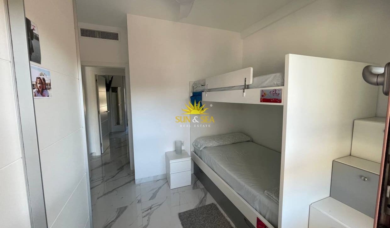 2 bedroom Apartment for holiday rental in Pilar de la Horadada with pool - € 1,000 (Ref: 10145063)