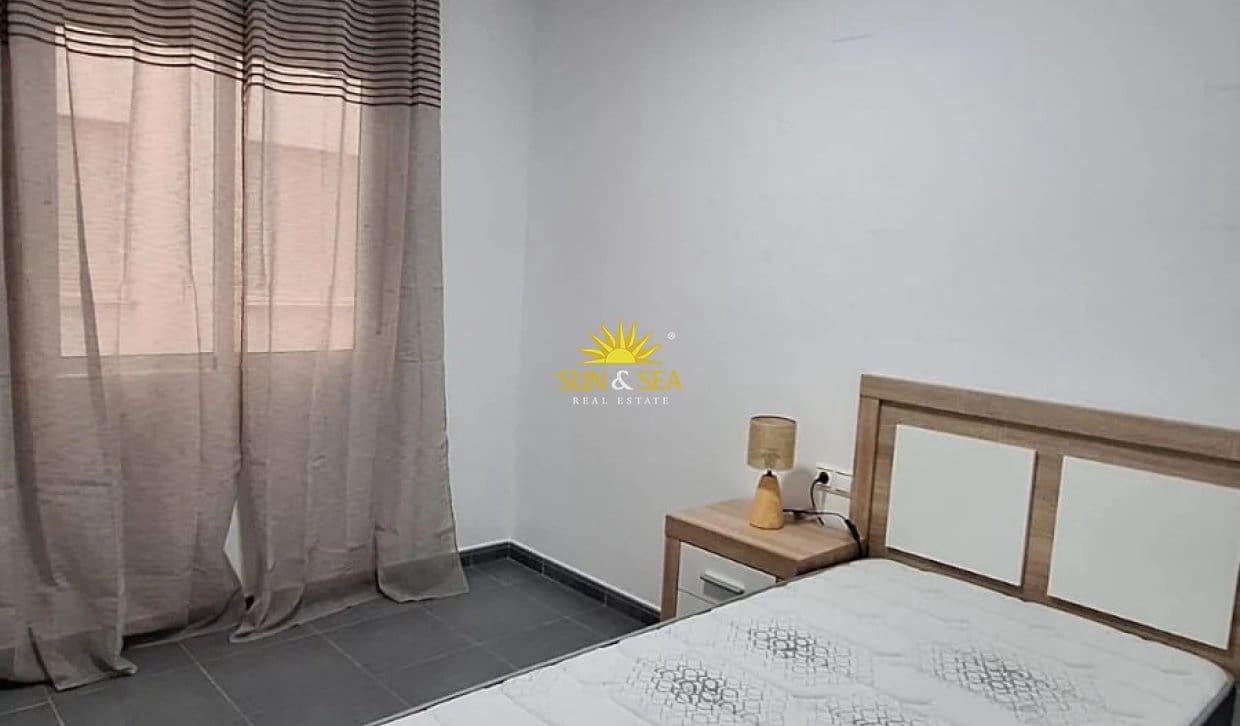 1 camera da letto Appartamento da affittare in Torrevieja con garage - 930 € (Rif: 10145196)