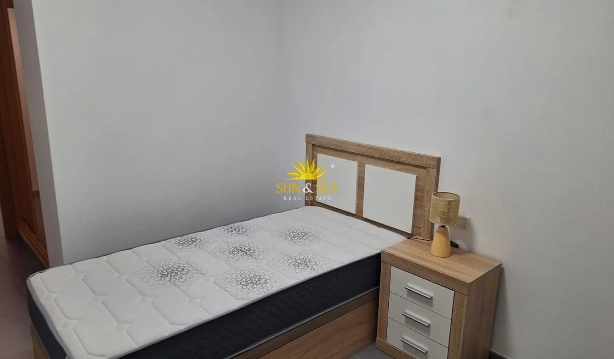 1 camera da letto Appartamento da affittare in Torrevieja con garage - 930 € (Rif: 10145196)