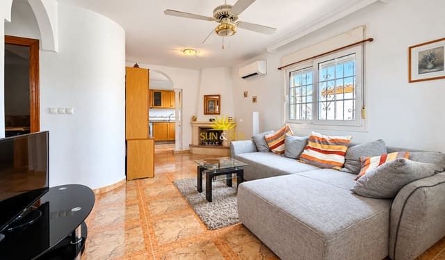 2 slaapkamer Appartement te huur in Torrevieja met garage - € 850 (Ref: 10147941)