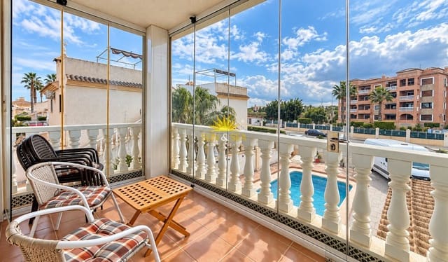 2 slaapkamer Appartement te huur in Torrevieja met garage - € 850 (Ref: 10147941)