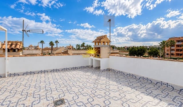 2 slaapkamer Appartement te huur in Torrevieja met garage - € 850 (Ref: 10147941)